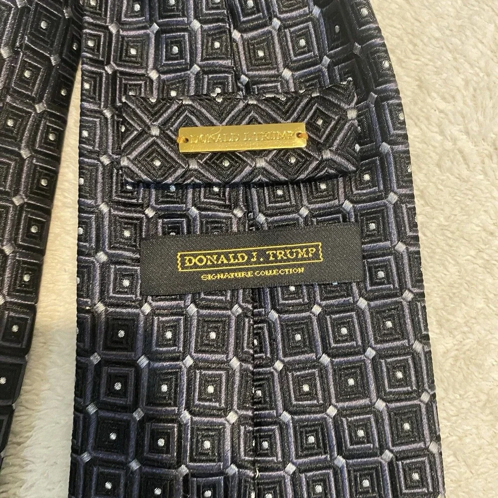 Mens Donald J. Trump Necktie Tie Silk Black Gray Signature Collection‎